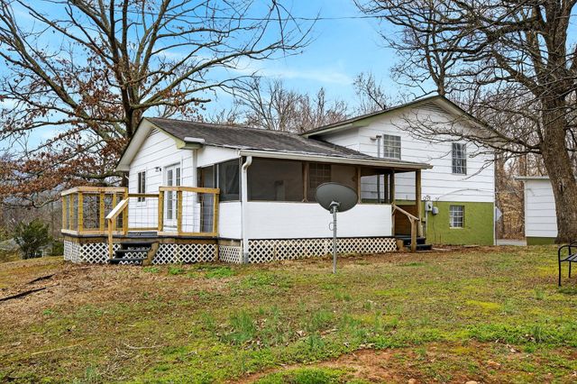 179 Central Drive, Benton, TN 37307