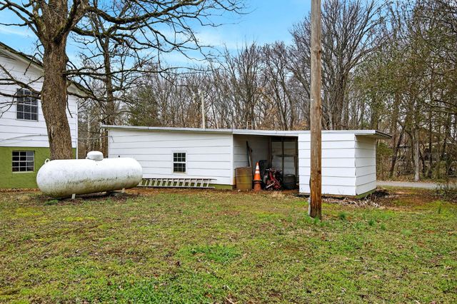 179 Central Drive, Benton, TN 37307