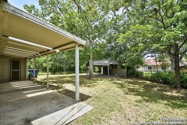 2619 SLEEPY GLADE ST, San Antonio, TX 78224