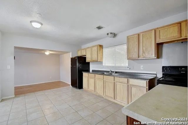 2619 SLEEPY GLADE ST, San Antonio, TX 78224
