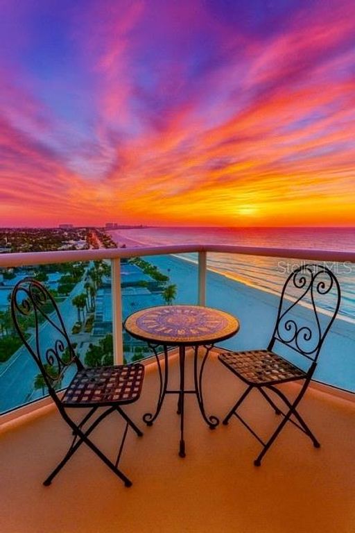 880 MANDALAY AVENUE S702, Clearwater Beach, FL 33767