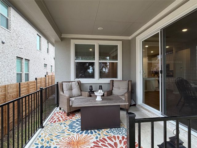 549 Raleigh DR, Georgetown, TX 78633