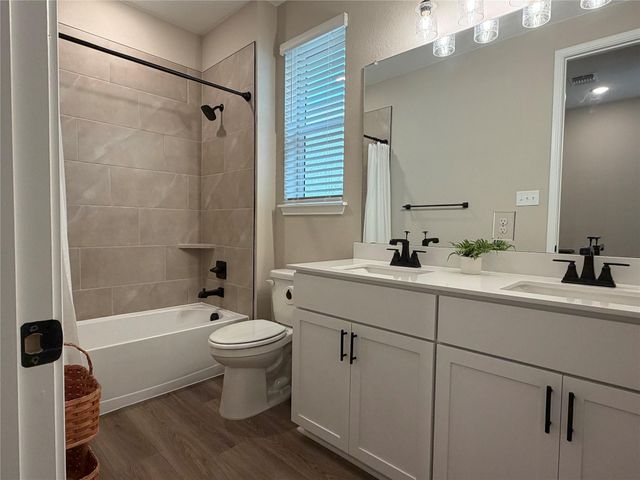 549 Raleigh DR, Georgetown, TX 78633