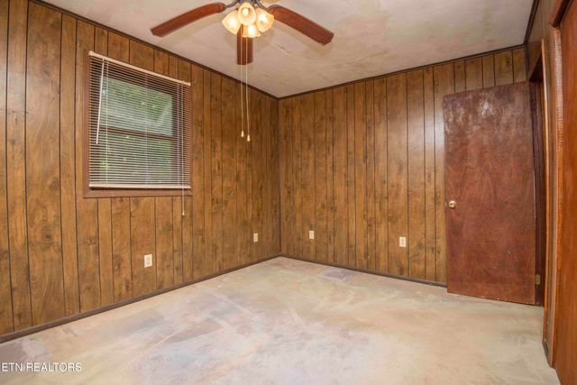 321 Church Drive, Lenoir City, TN 37771