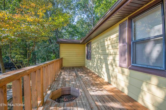 321 Church Drive, Lenoir City, TN 37771