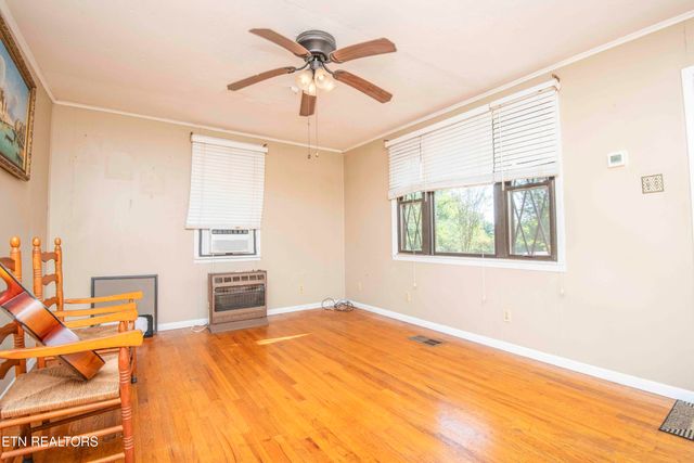321 Church Drive, Lenoir City, TN 37771