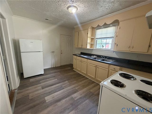 1227 Montgomery Ave, Petersburg, VA 23803