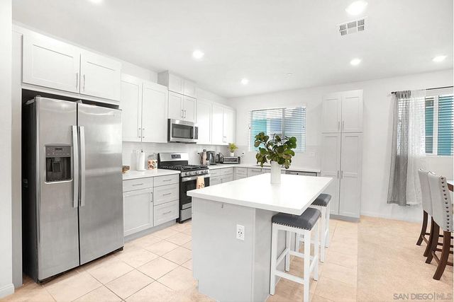 1830 Liquid, Chula Vista, CA 91915