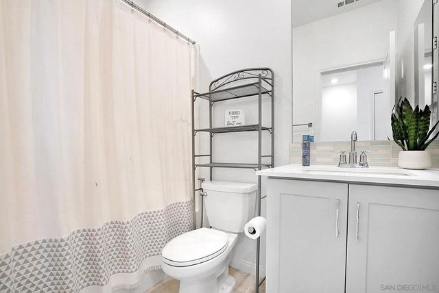 1830 Liquid, Chula Vista, CA 91915