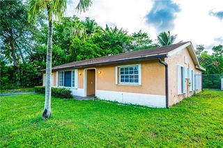 820 SW 55th Ave, Margate, FL 33068