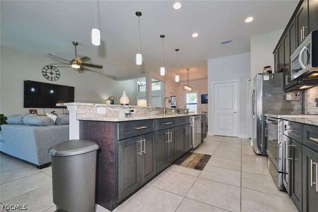 1119 NE 2nd TER, Cape Coral, FL 33909