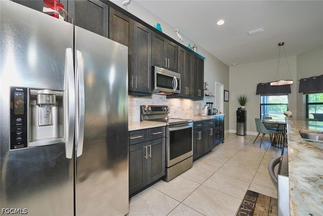 1119 NE 2nd TER, Cape Coral, FL 33909