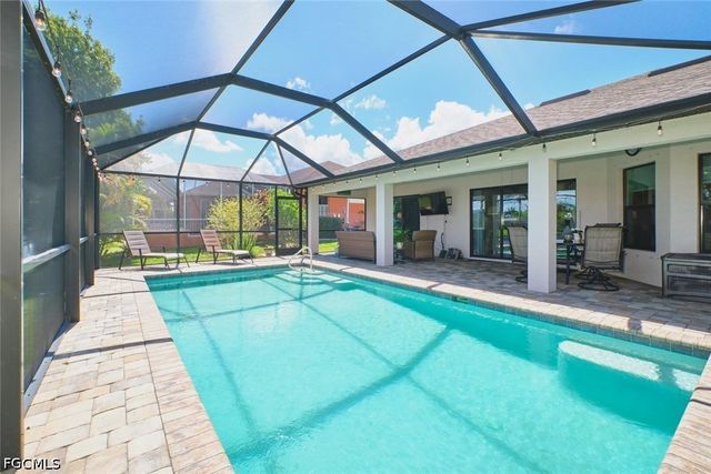 1119 NE 2nd TER, Cape Coral, FL 33909