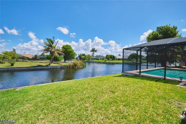 1119 NE 2nd TER, Cape Coral, FL 33909