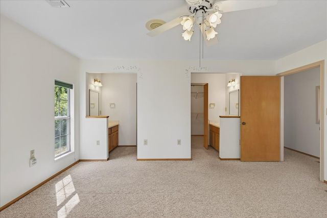 102 Summerall Drive, Mabank, TX 75156