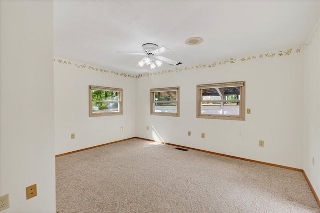 102 Summerall Drive, Mabank, TX 75156