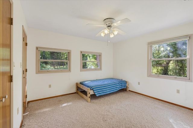 102 Summerall Drive, Mabank, TX 75156