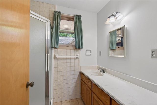 102 Summerall Drive, Mabank, TX 75156