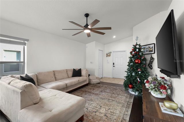 1325 PASADENA BLOOM LANE, Ruskin, FL 33570