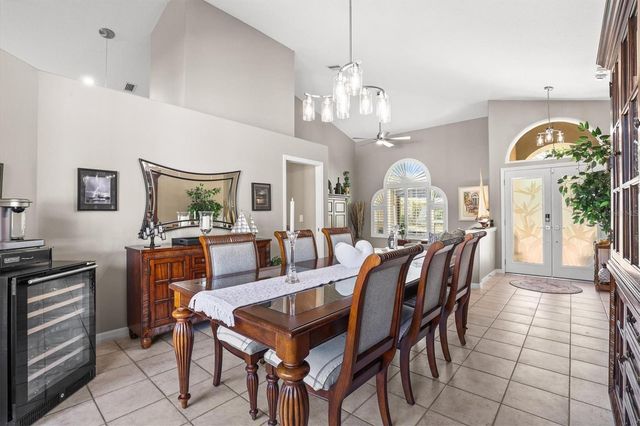 1114 MARINA DRIVE, Tarpon Springs, FL 34689