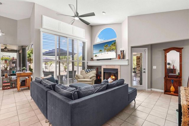 1114 MARINA DRIVE, Tarpon Springs, FL 34689