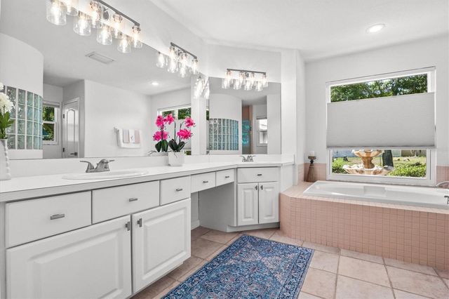 1114 MARINA DRIVE, Tarpon Springs, FL 34689