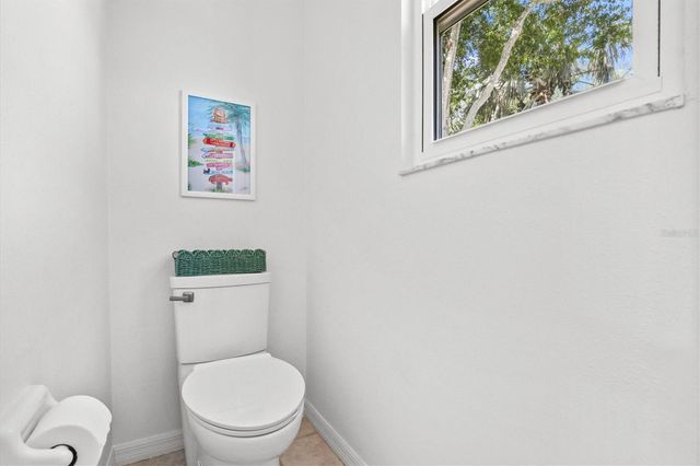 1114 MARINA DRIVE, Tarpon Springs, FL 34689