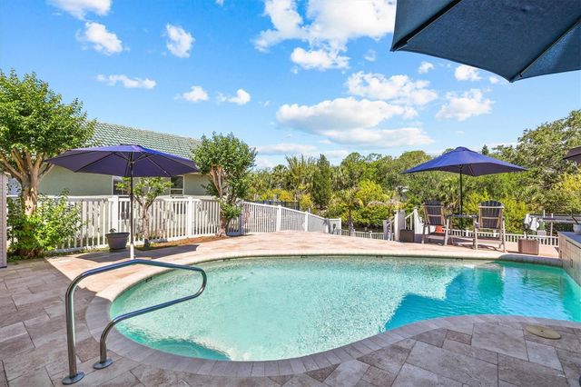 1114 MARINA DRIVE, Tarpon Springs, FL 34689