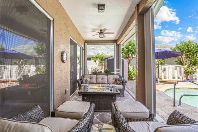 1114 MARINA DRIVE, Tarpon Springs, FL 34689