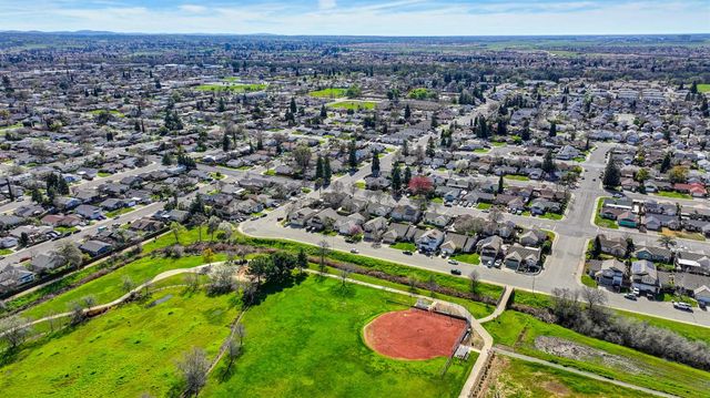 1725 Schellbach Dr, Lincoln, CA 95648