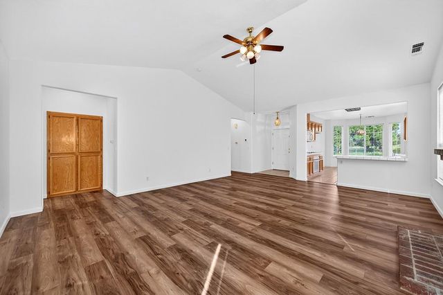 1725 Schellbach Dr, Lincoln, CA 95648