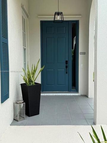 2008 Valencia Dr, Delray Beach, FL 33445