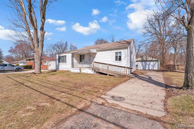 19050 Melrose Avenue, Southfield, MI 48075