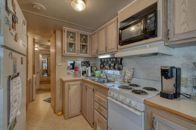 4360 Riverbank Run, Hiawassee, GA 30546