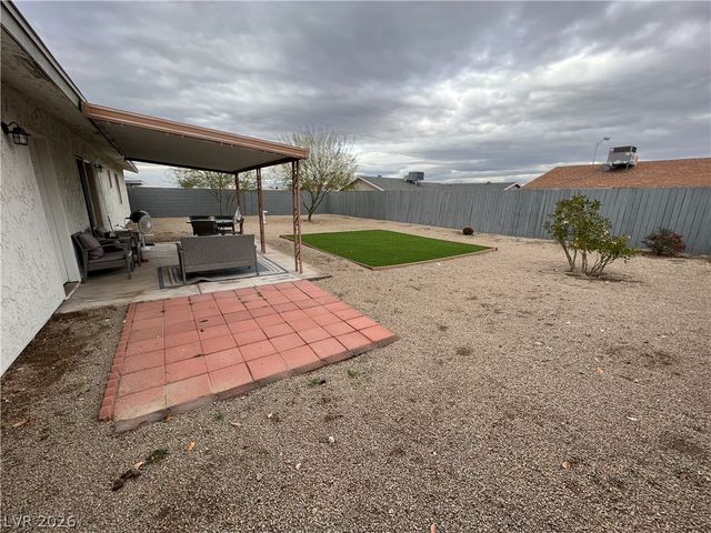 231 Fullerton Avenue, Henderson, NV 89015