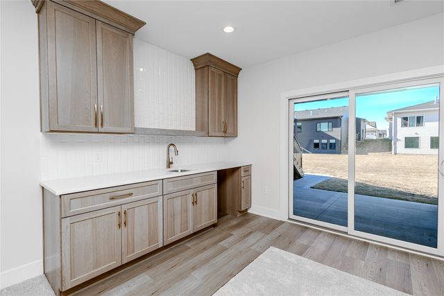 4654 178th Street, Urbandale, IA 50323