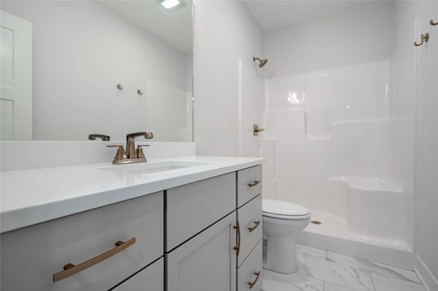 4654 178th Street, Urbandale, IA 50323