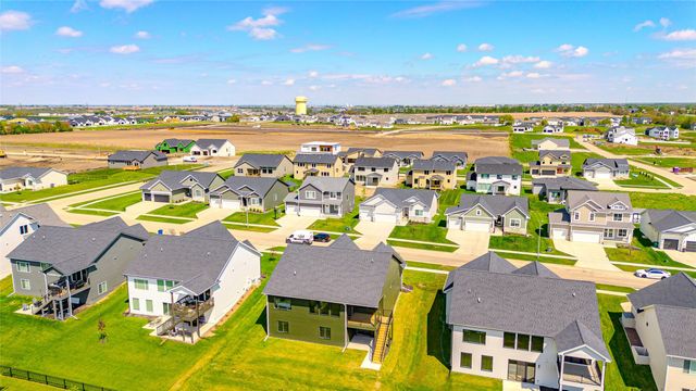 4654 178th Street, Urbandale, IA 50323