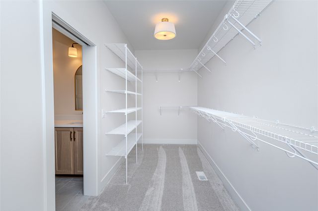 4654 178th Street, Urbandale, IA 50323