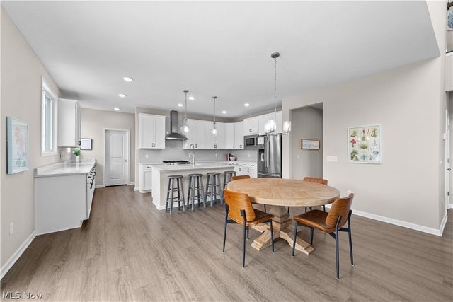 8949 Larkspur Drive, Columbia Station, OH 44028