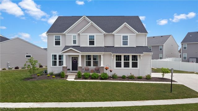 8949 Larkspur Drive, Columbia Station, OH 44028
