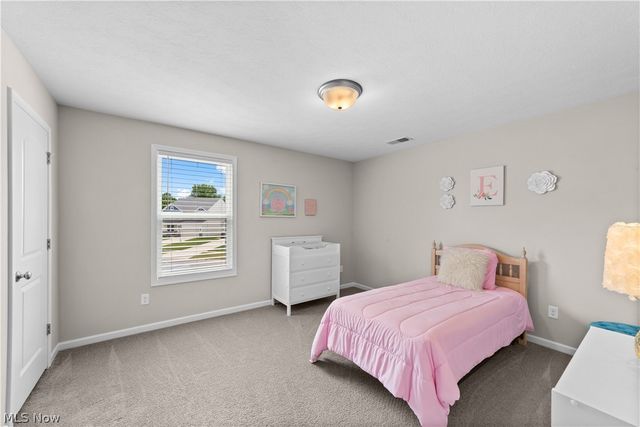 8949 Larkspur Drive, Columbia Station, OH 44028