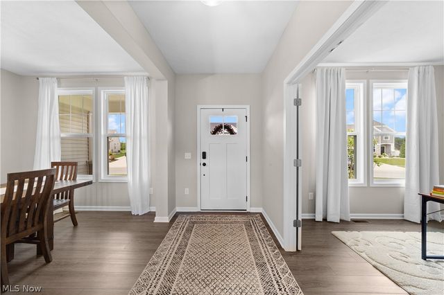 8949 Larkspur Drive, Columbia Station, OH 44028