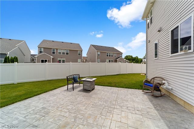 8949 Larkspur Drive, Columbia Station, OH 44028
