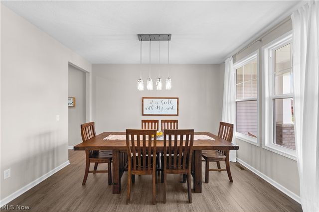 8949 Larkspur Drive, Columbia Station, OH 44028