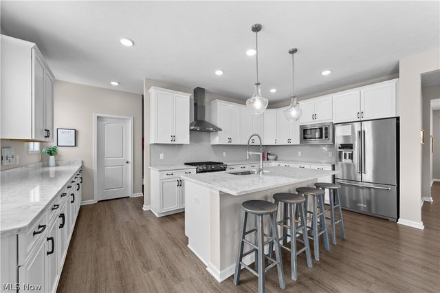 8949 Larkspur Drive, Columbia Station, OH 44028