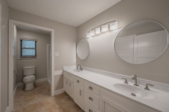 1724 Prestonwood Drive, Arlington, TX 76012