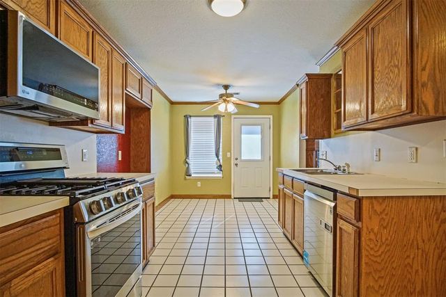 1936 NW 172nd Street, Edmond, OK 73012