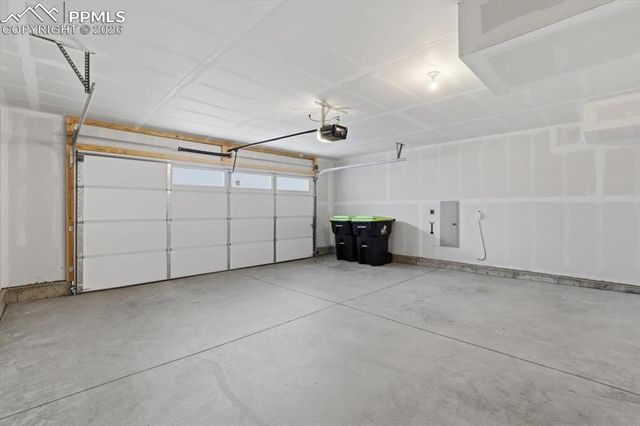 8648 Wolf Valley Drive, Colorado Springs, CO 80924