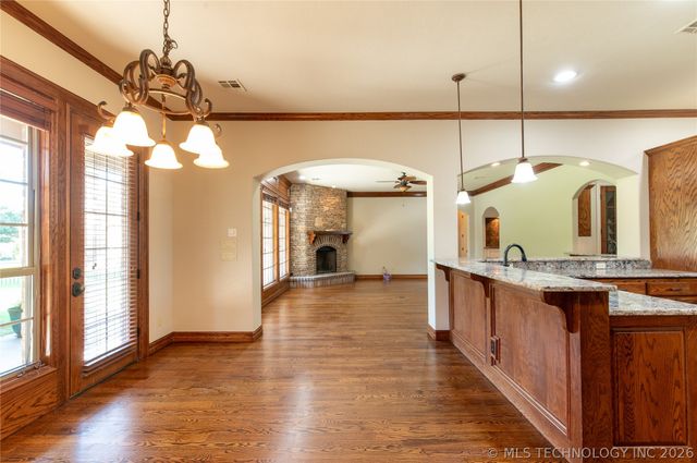 7305 S 2nd Street, Broken Arrow, OK 74011